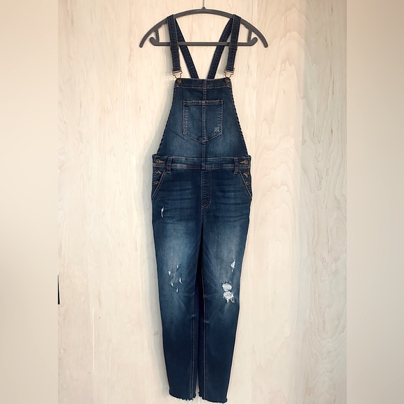 Sneak Peek Distressed Bib Overalls - Picture 3 of 7